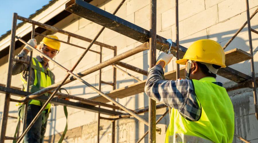 Professional gutter cleaning in Hopland, CA